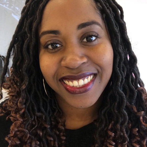 Meet your Posher, Sharleen - Picture 1 of 1